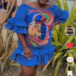Robe Bleue Courte Peinte à la Main